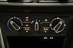 harmaa Volkswagen Polo 2023 kuva 21.