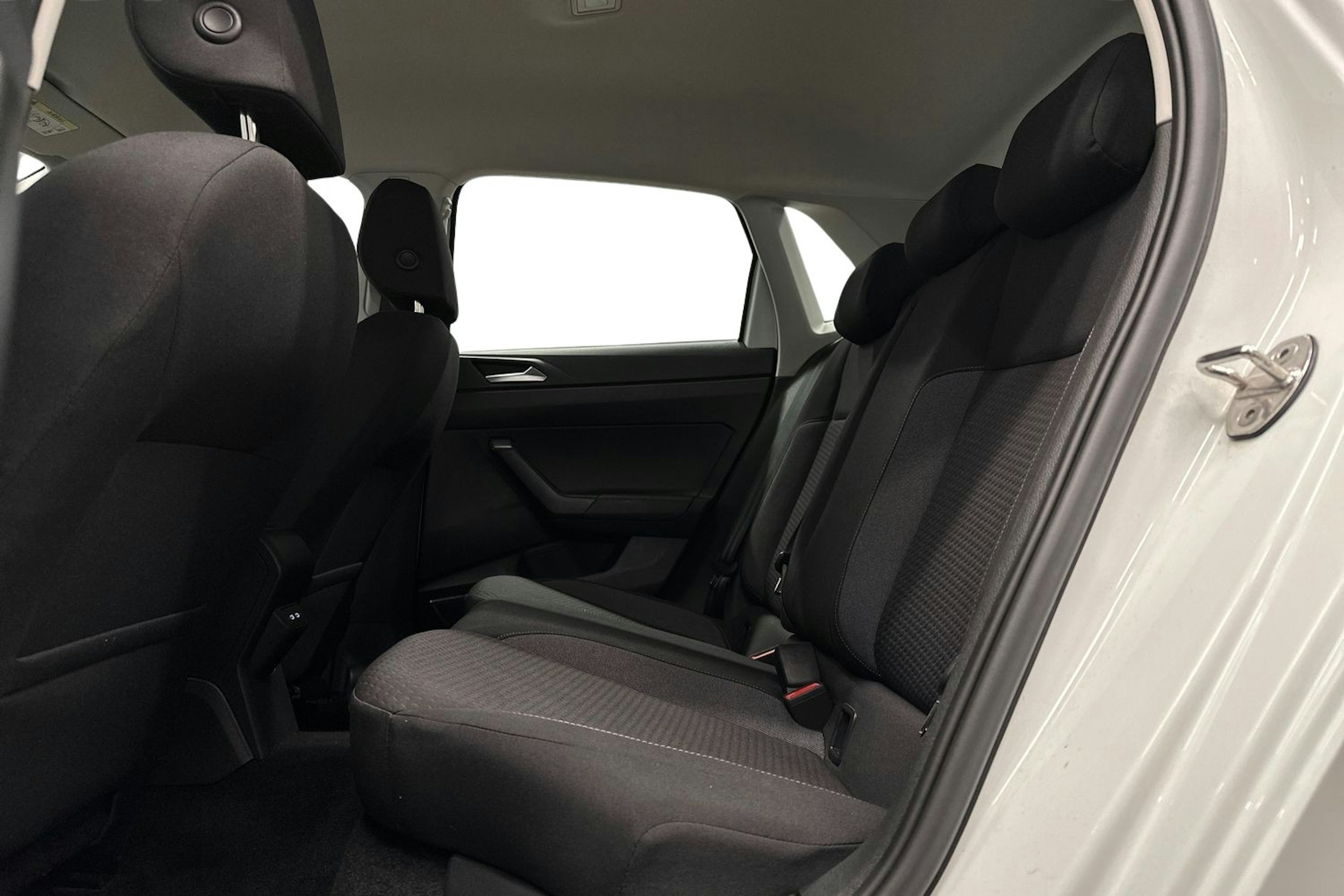valkoinen Volkswagen Polo 2023 kuva 10.