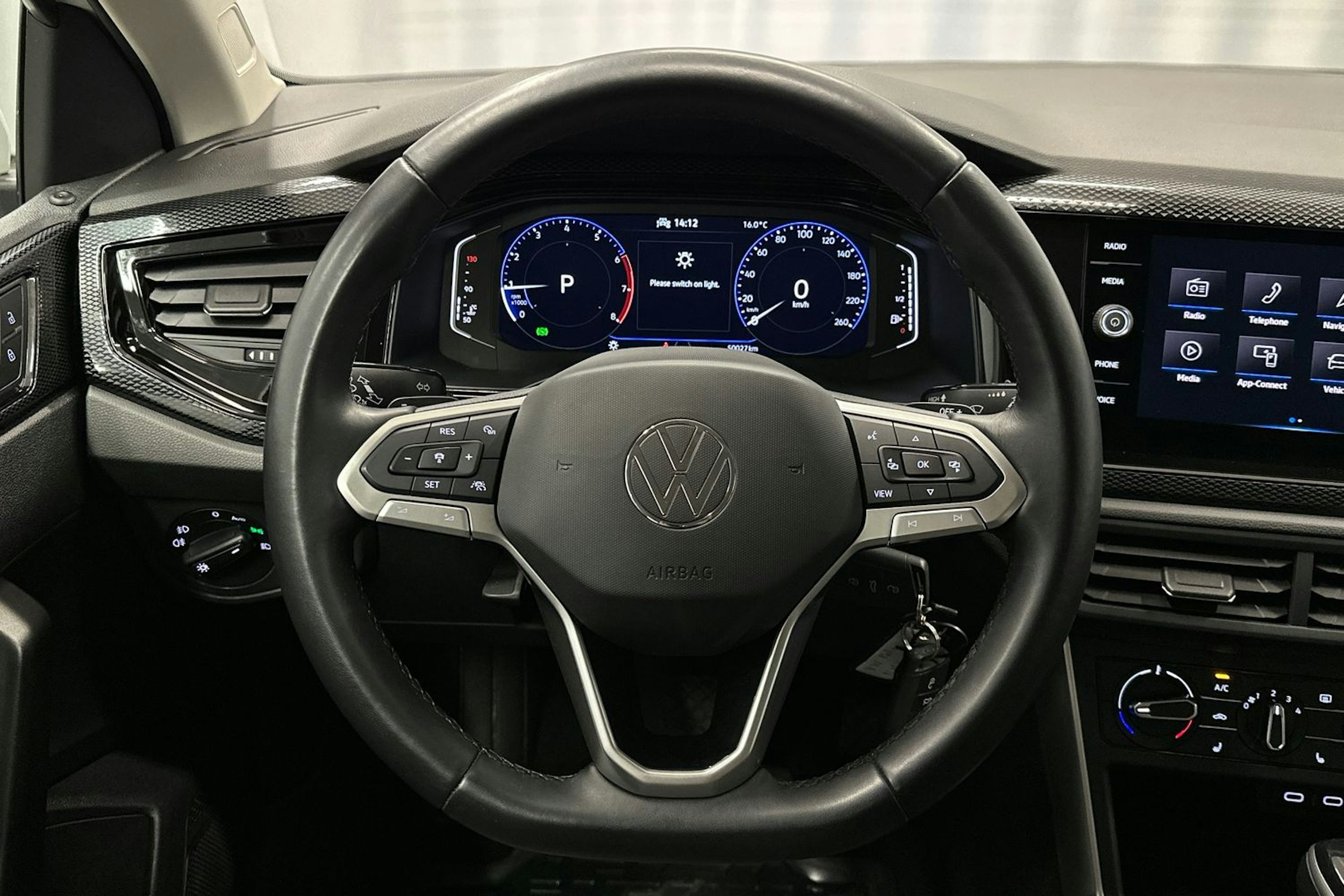 valkoinen Volkswagen Polo 2023 kuva 16.