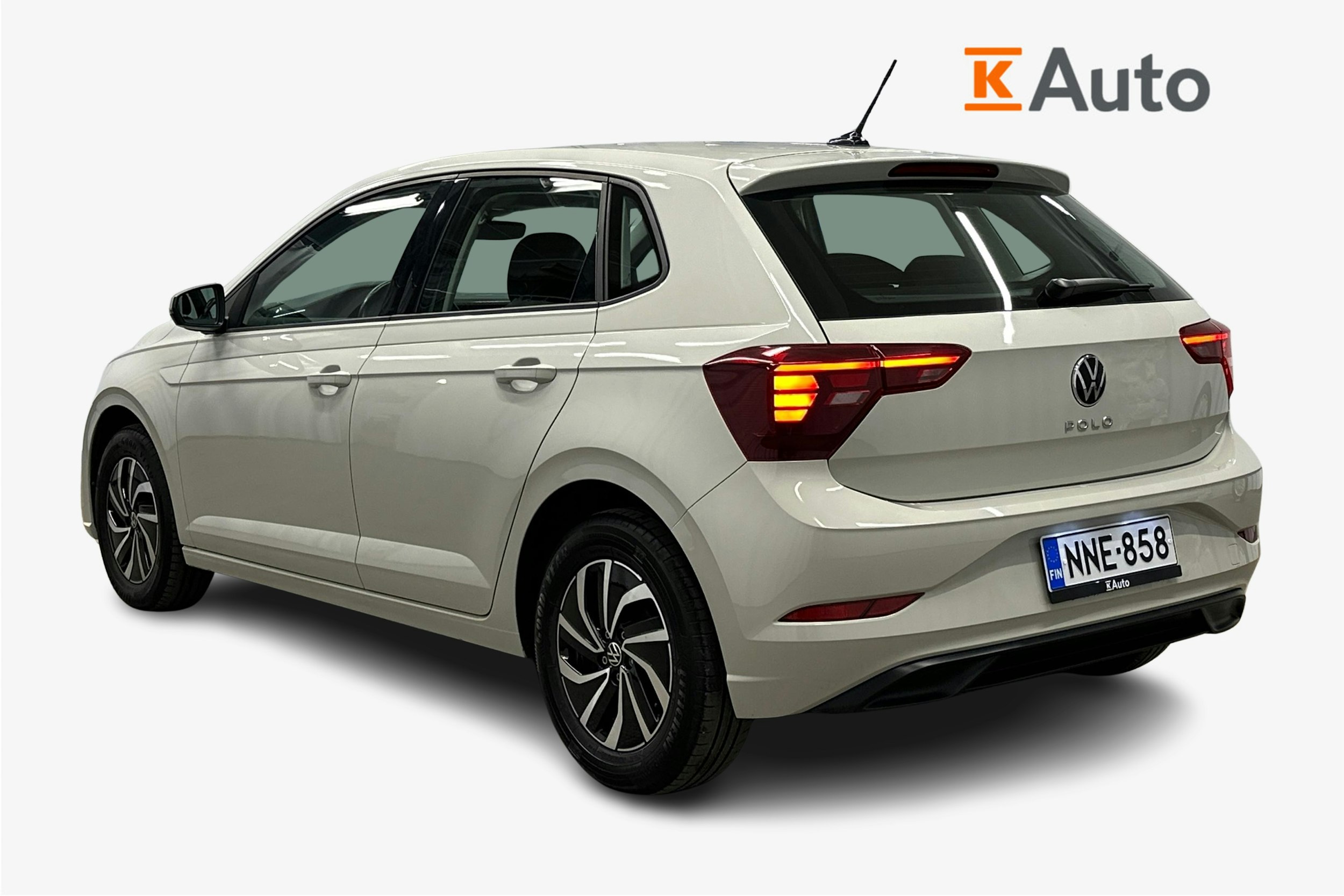 harmaa Volkswagen Polo 2023 kuva 2.
