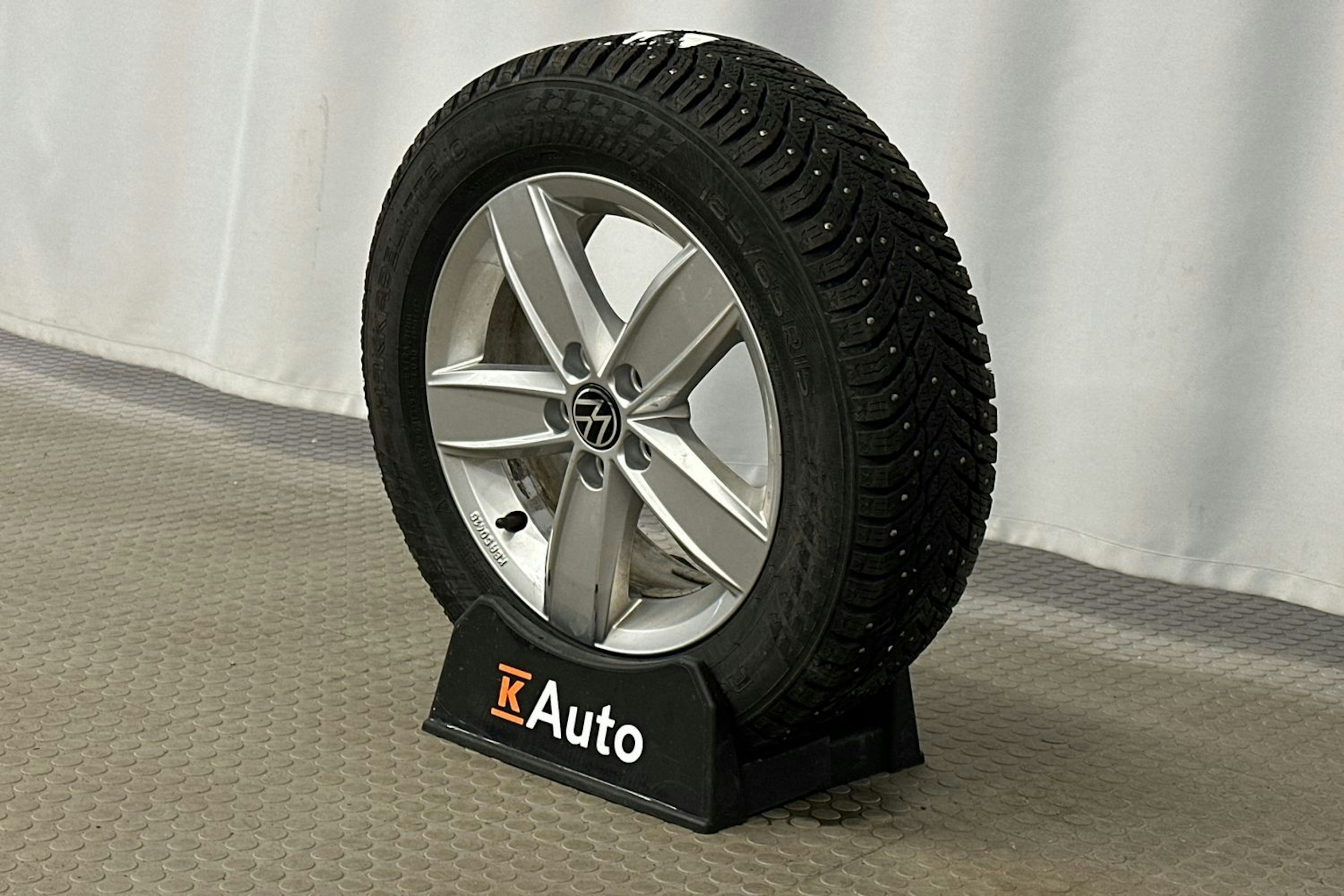 musta Volkswagen Polo 2023 kuva 10.