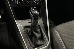 musta Volkswagen Polo 2023 kuva 17.