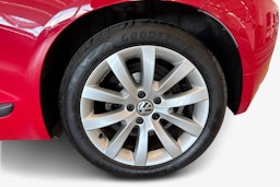 punainen Volkswagen Scirocco 2009 kuva 11.