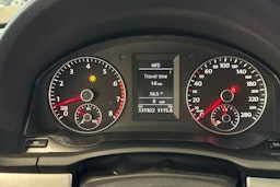 punainen Volkswagen Scirocco 2009 kuva 14.