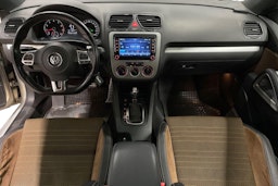 musta Volkswagen Scirocco 2009 kuva 9.