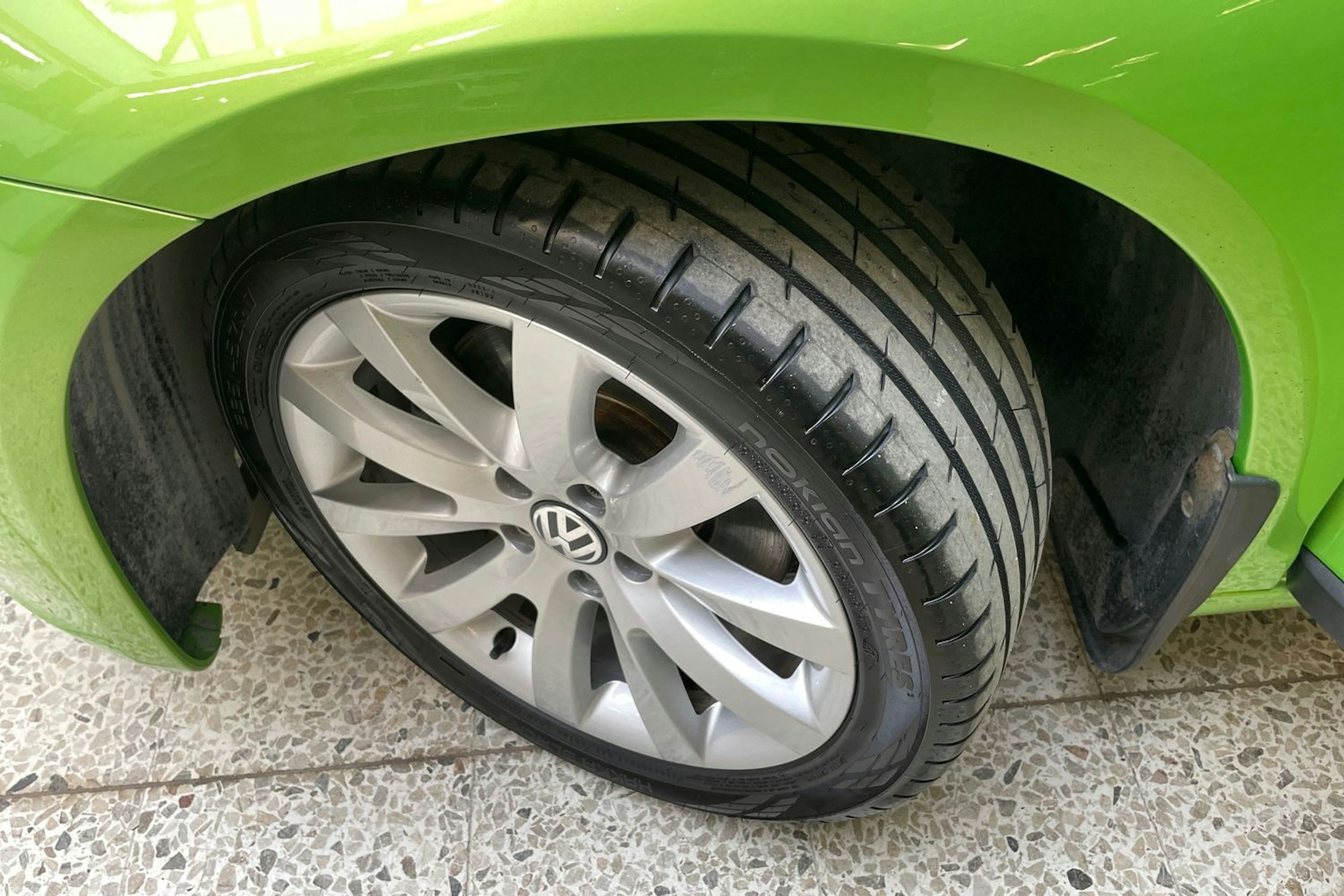 vihreä Volkswagen Scirocco 2009 kuva 13.