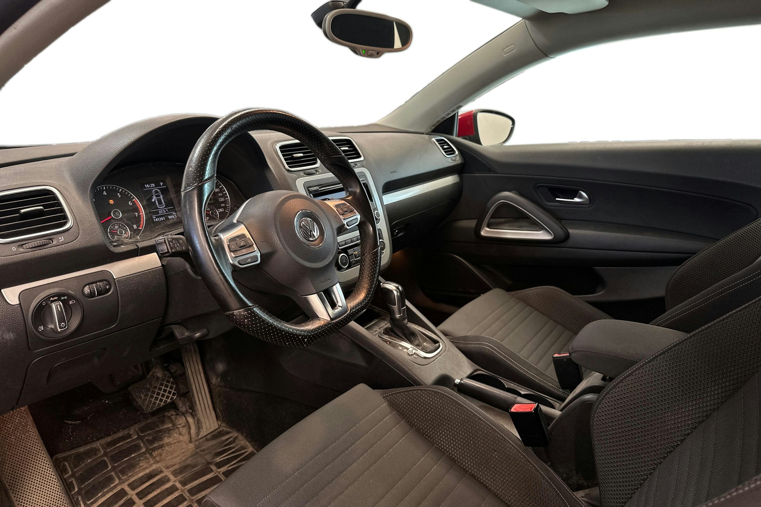 punainen Volkswagen Scirocco 2011 kuva 7.