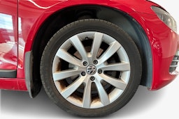 punainen Volkswagen Scirocco 2011 kuva 11.