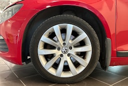 punainen Volkswagen Scirocco 2011 kuva 13.