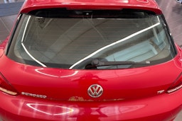 punainen Volkswagen Scirocco 2011 kuva 22.