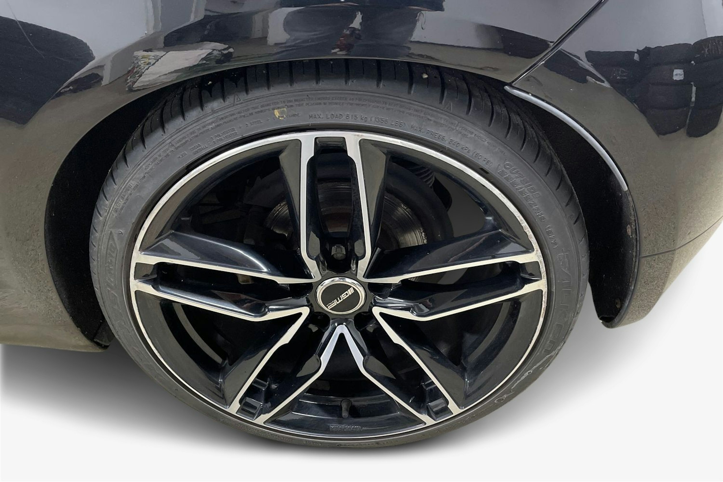 Musta Volkswagen SCIROCCO 2011 kuva 11.