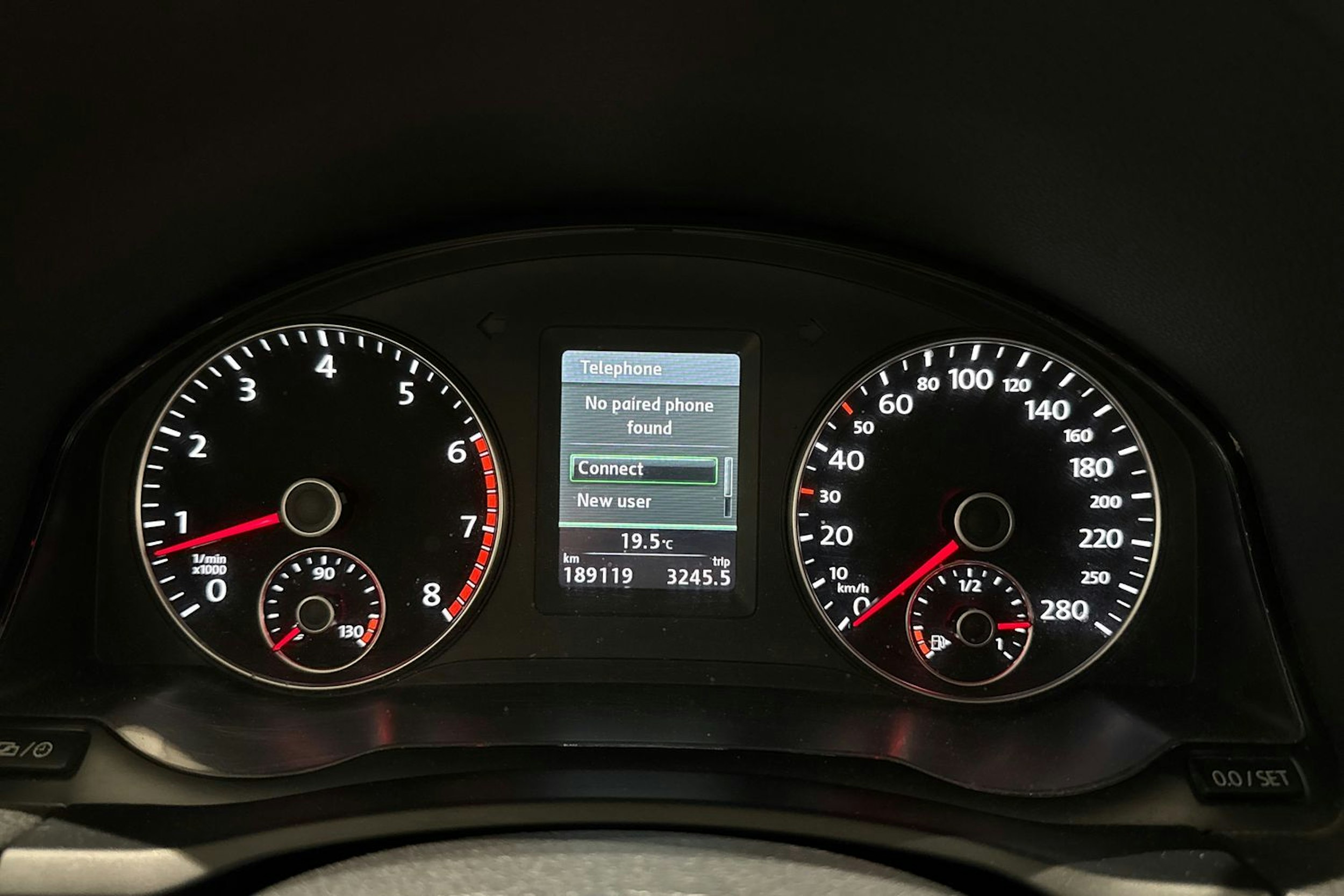valkoinen Volkswagen Scirocco 2013 kuva 16.