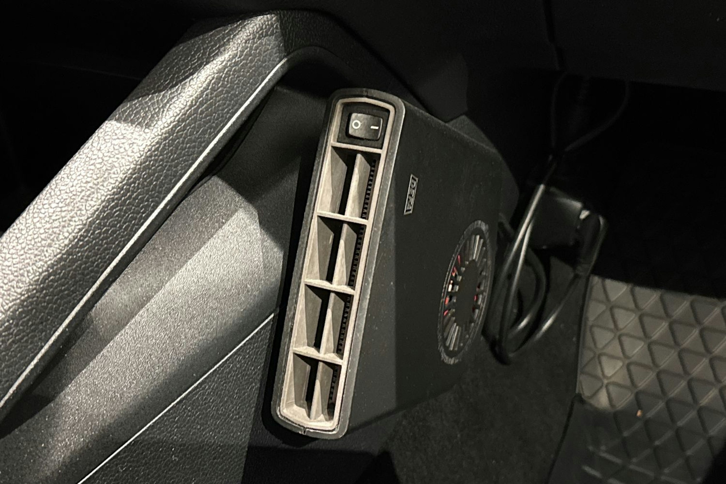 valkoinen Volkswagen Scirocco 2013 kuva 18.