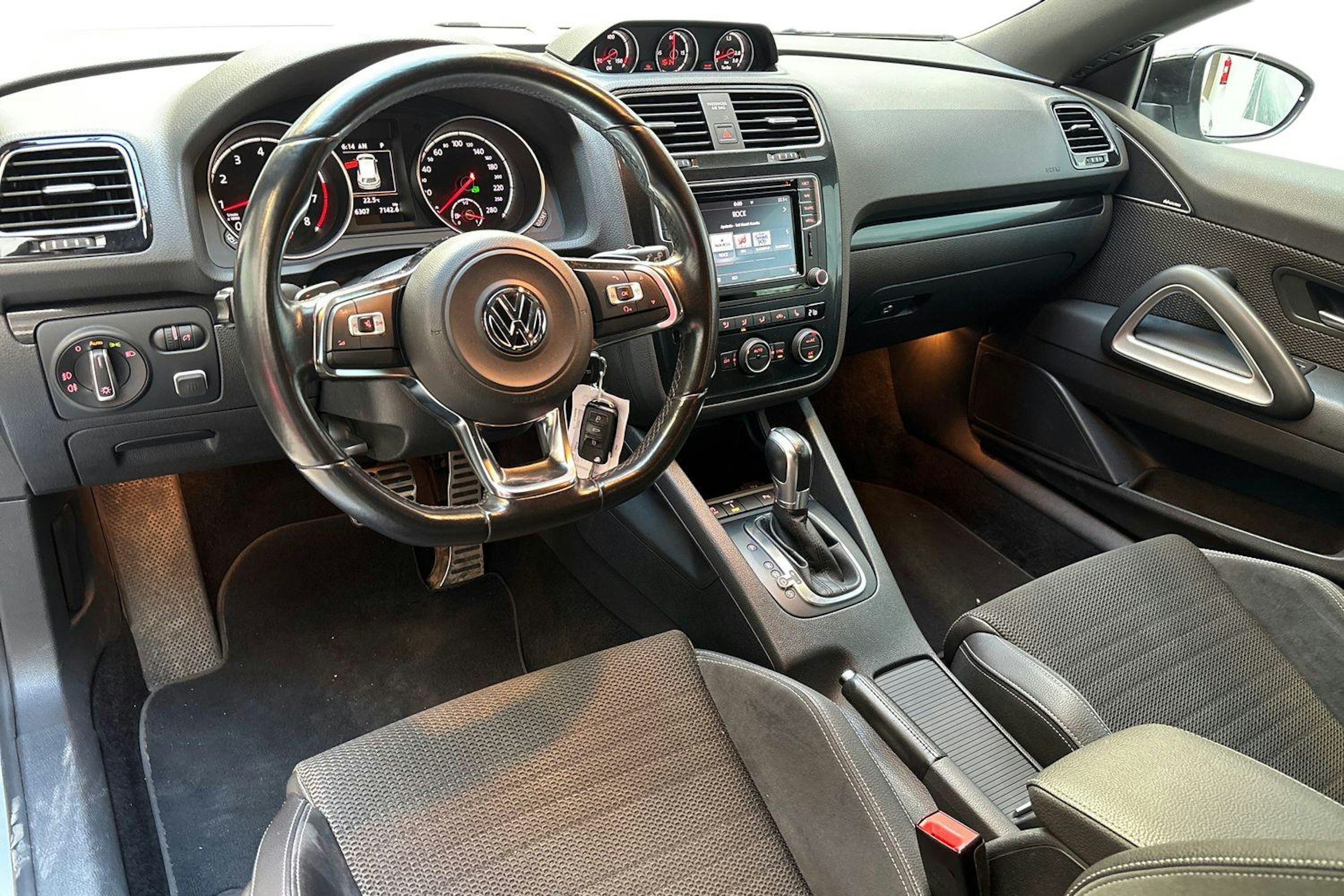 hopea Volkswagen Scirocco 2016 kuva 6.