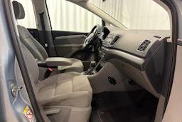 harmaa Volkswagen Sharan 2010 kuva 12.