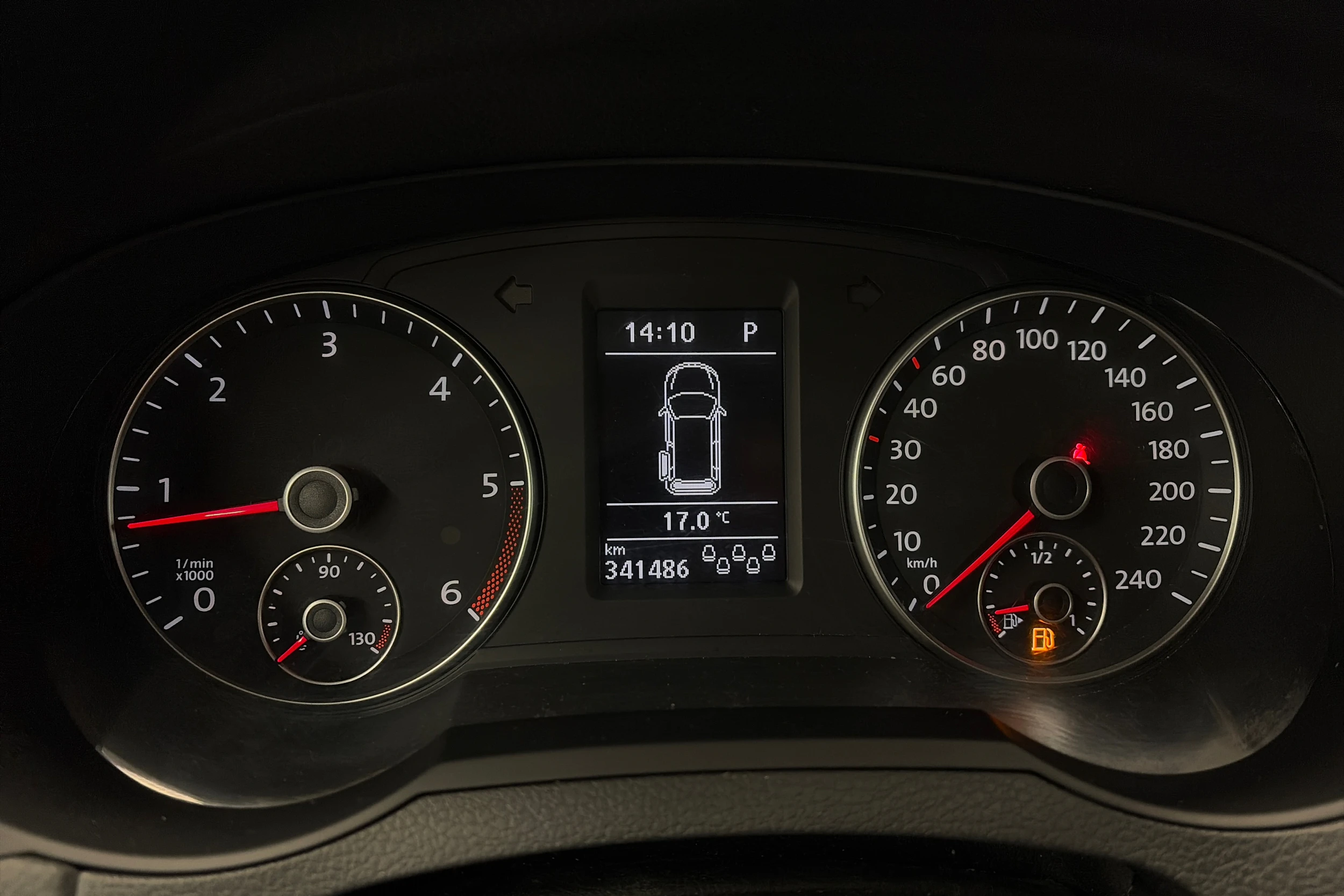 harmaa Volkswagen Sharan 2010 kuva 14.
