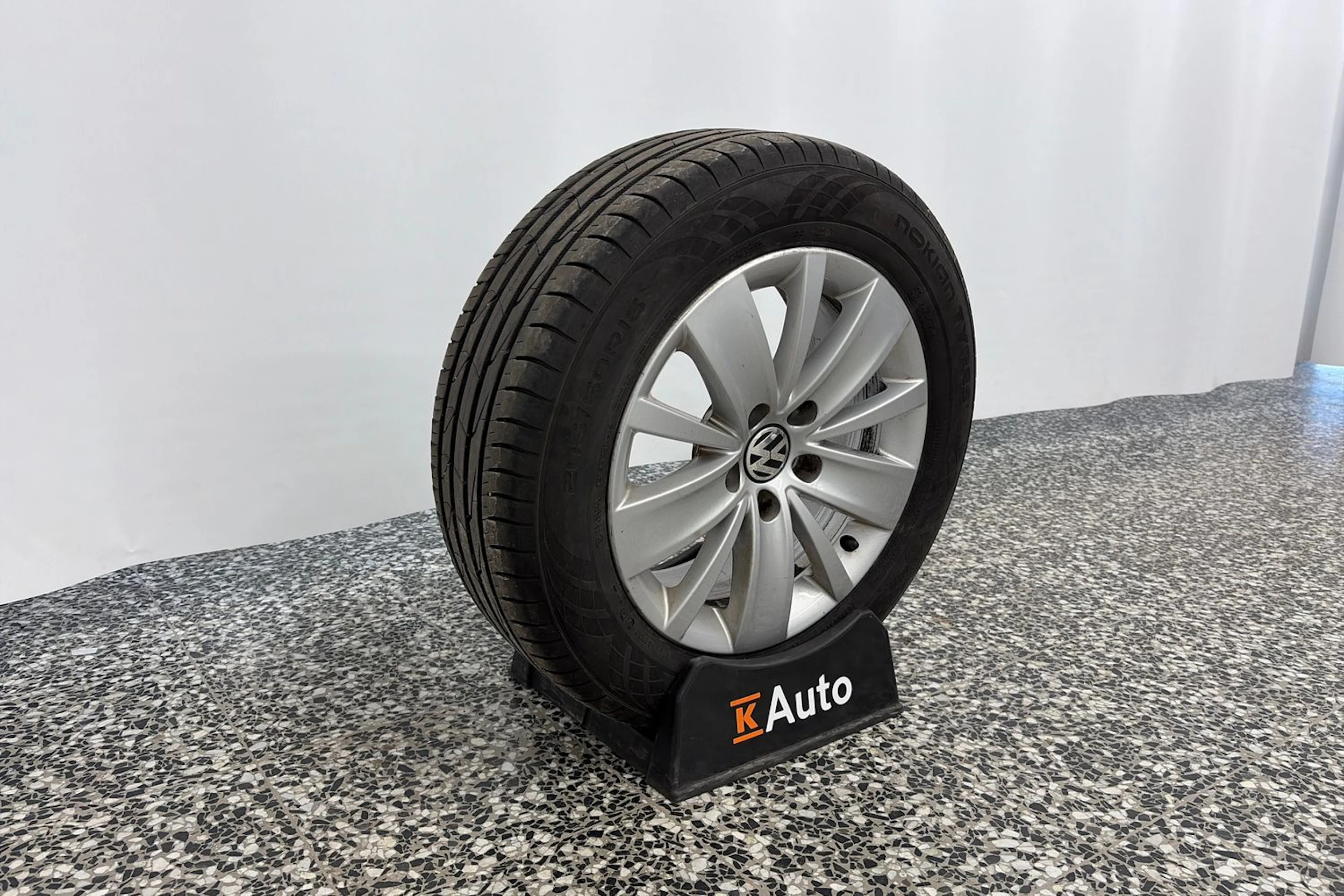 Valkoinen Volkswagen SHARAN 2011 kuva 11.