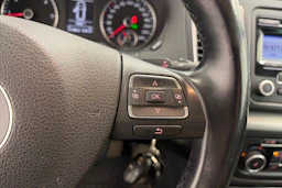 Valkoinen Volkswagen SHARAN 2011 kuva 17.