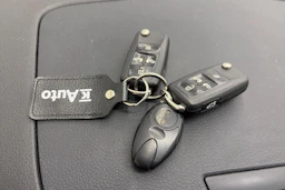 Valkoinen Volkswagen SHARAN 2011 kuva 22.