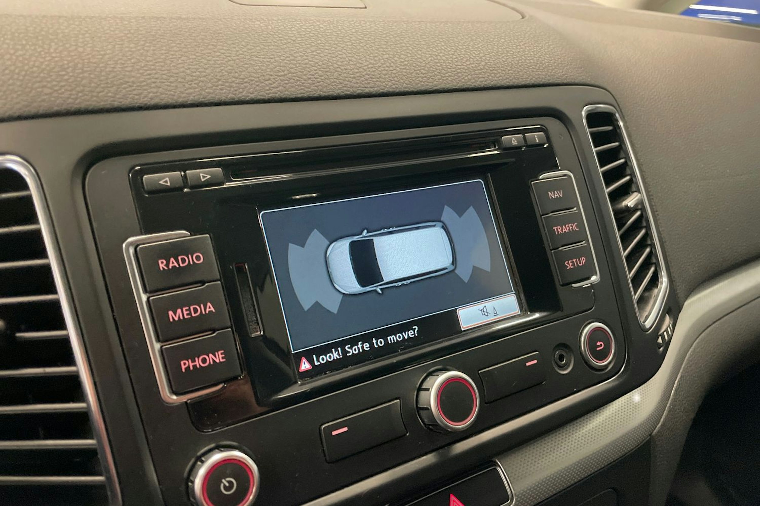 Ruskea (beige) Volkswagen SHARAN 2011 kuva 18.