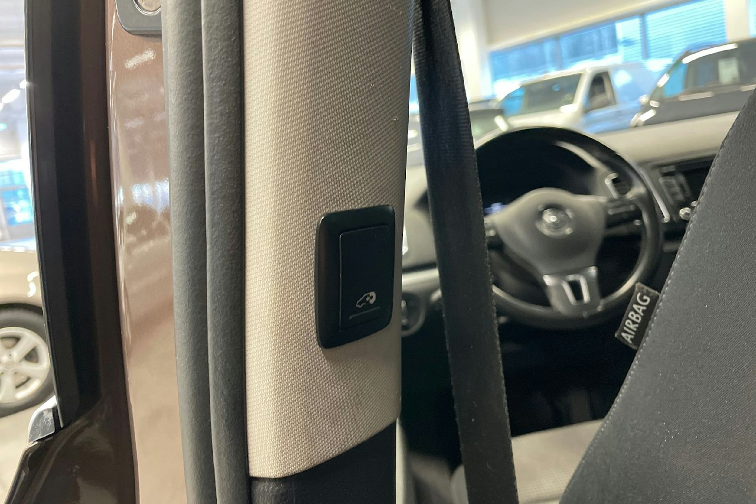 Ruskea (beige) Volkswagen SHARAN 2011 kuva 21.