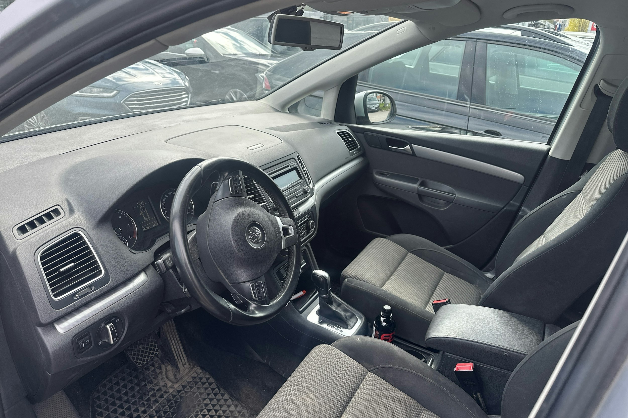 Harmaa Volkswagen SHARAN 2011 kuva 3.