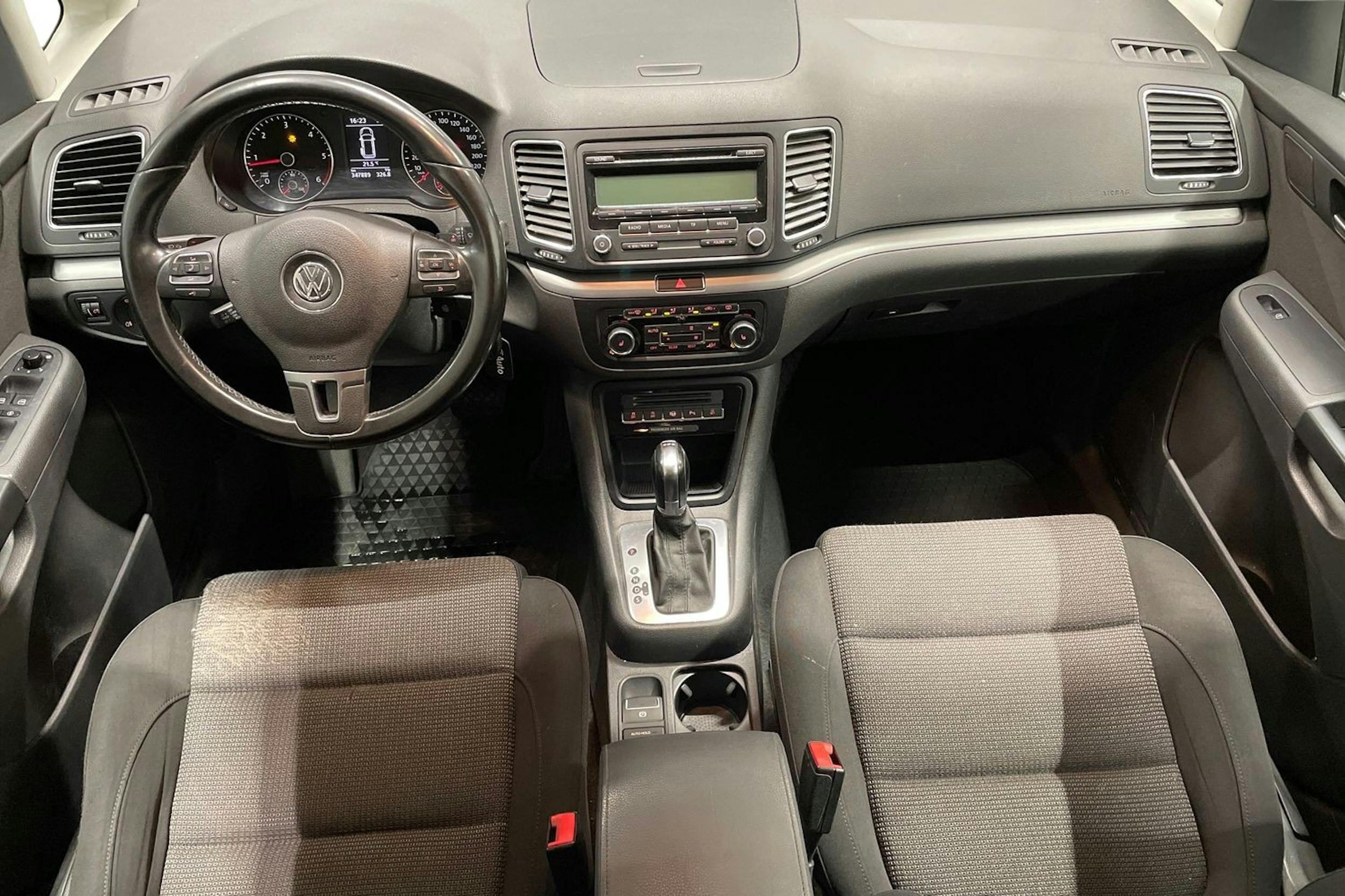 Harmaa Volkswagen SHARAN 2011 kuva 9.