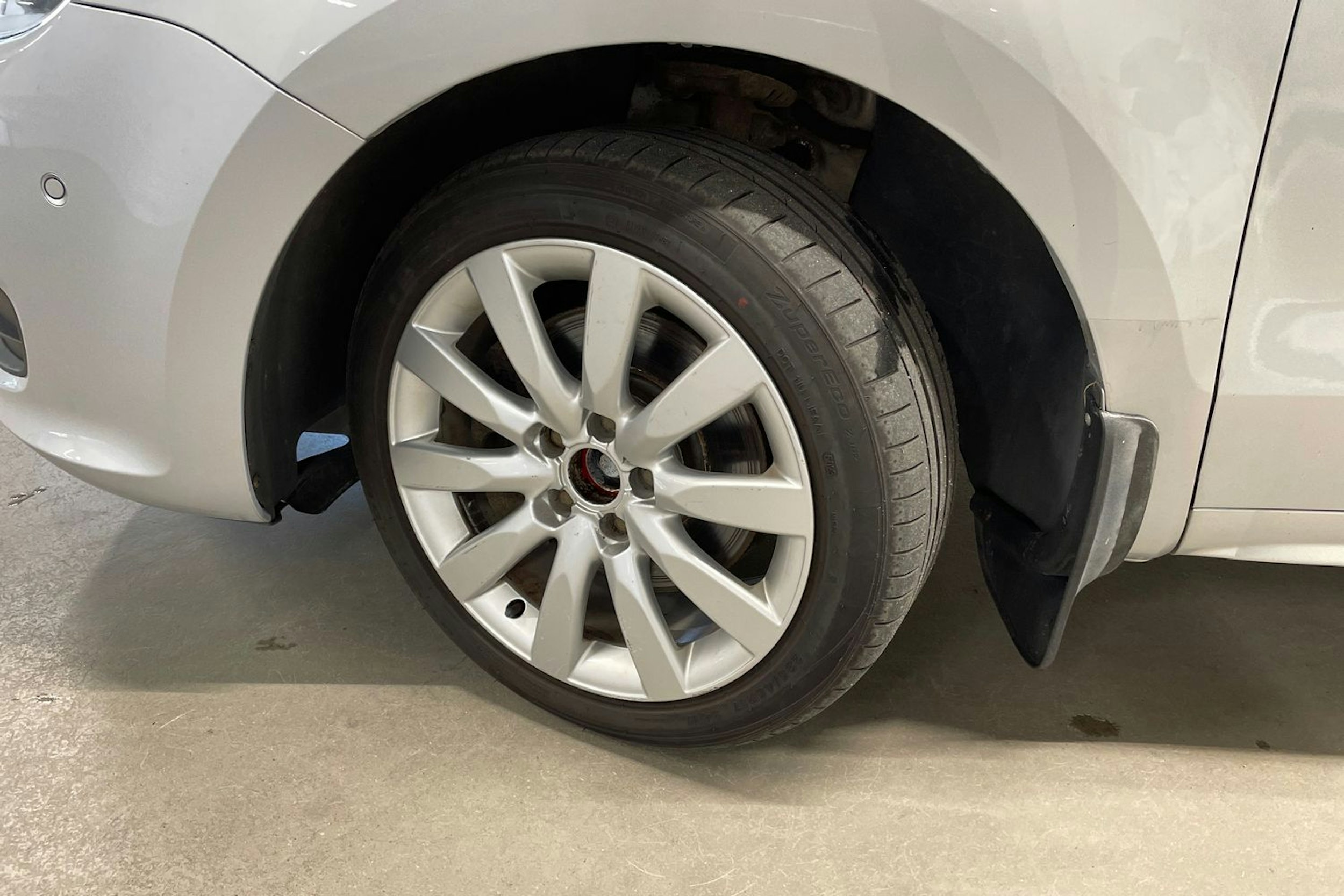 Harmaa Volkswagen SHARAN 2011 kuva 13.