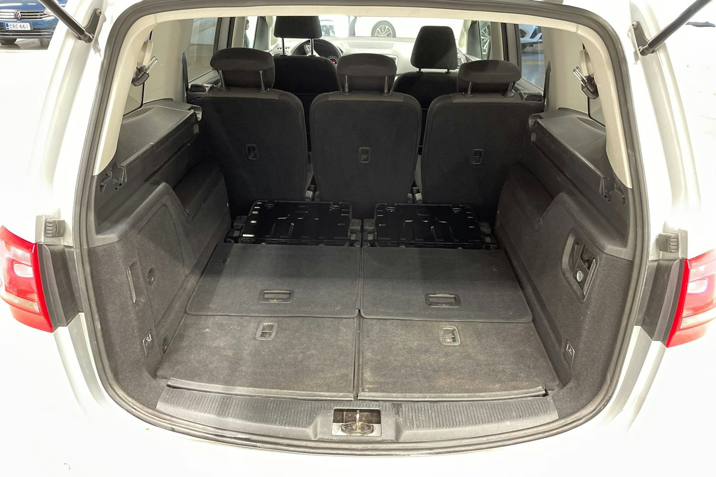 Harmaa Volkswagen SHARAN 2011 kuva 14.