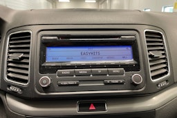 Harmaa Volkswagen SHARAN 2011 kuva 16.