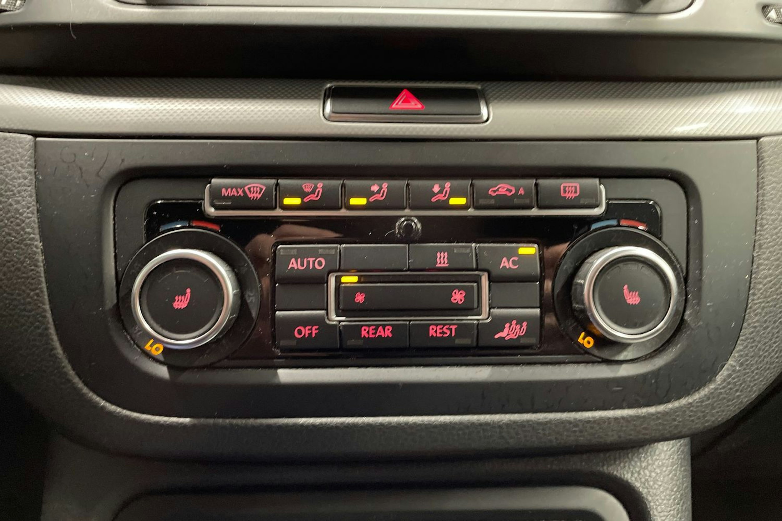 Harmaa Volkswagen SHARAN 2011 kuva 18.