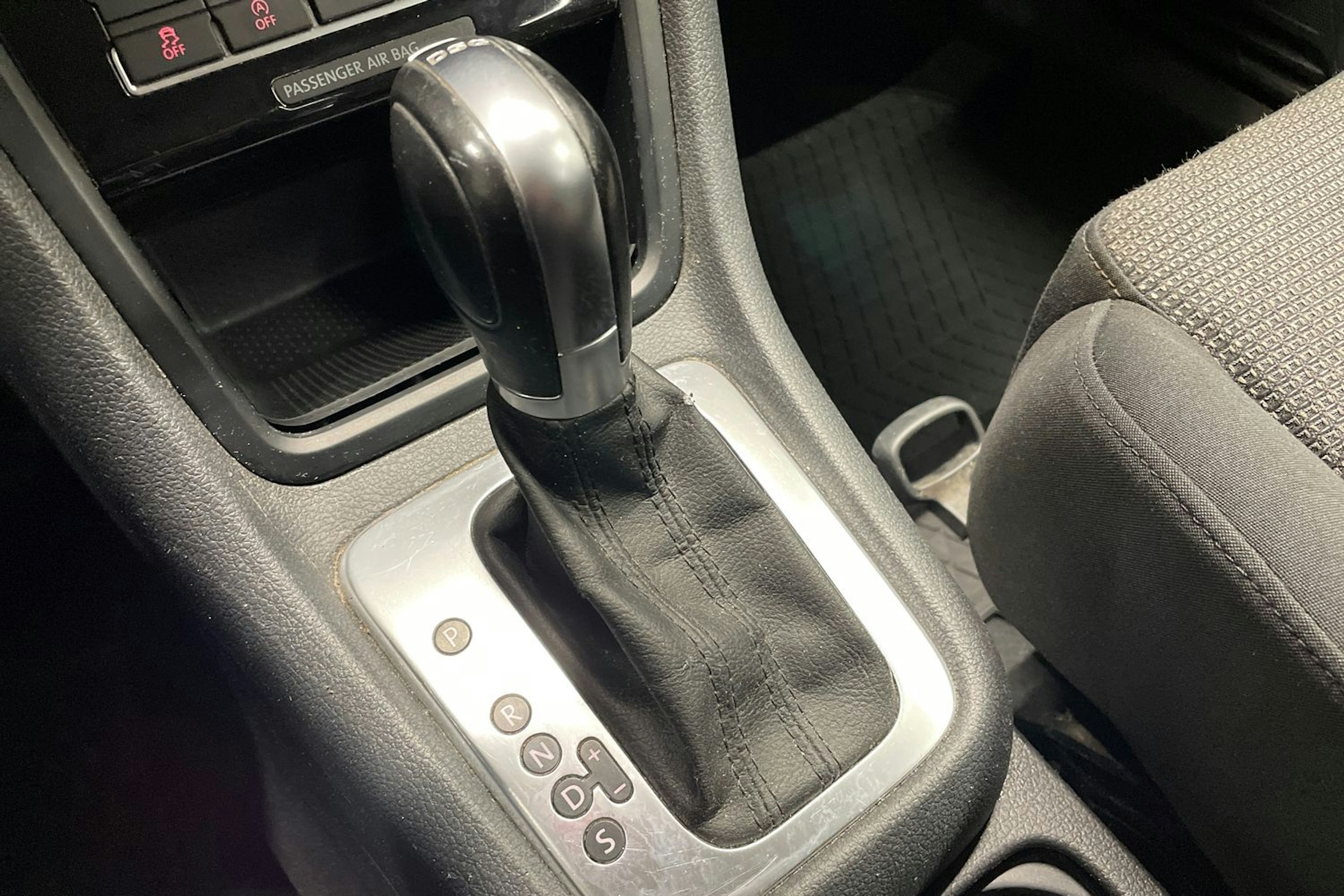 Harmaa Volkswagen SHARAN 2011 kuva 20.