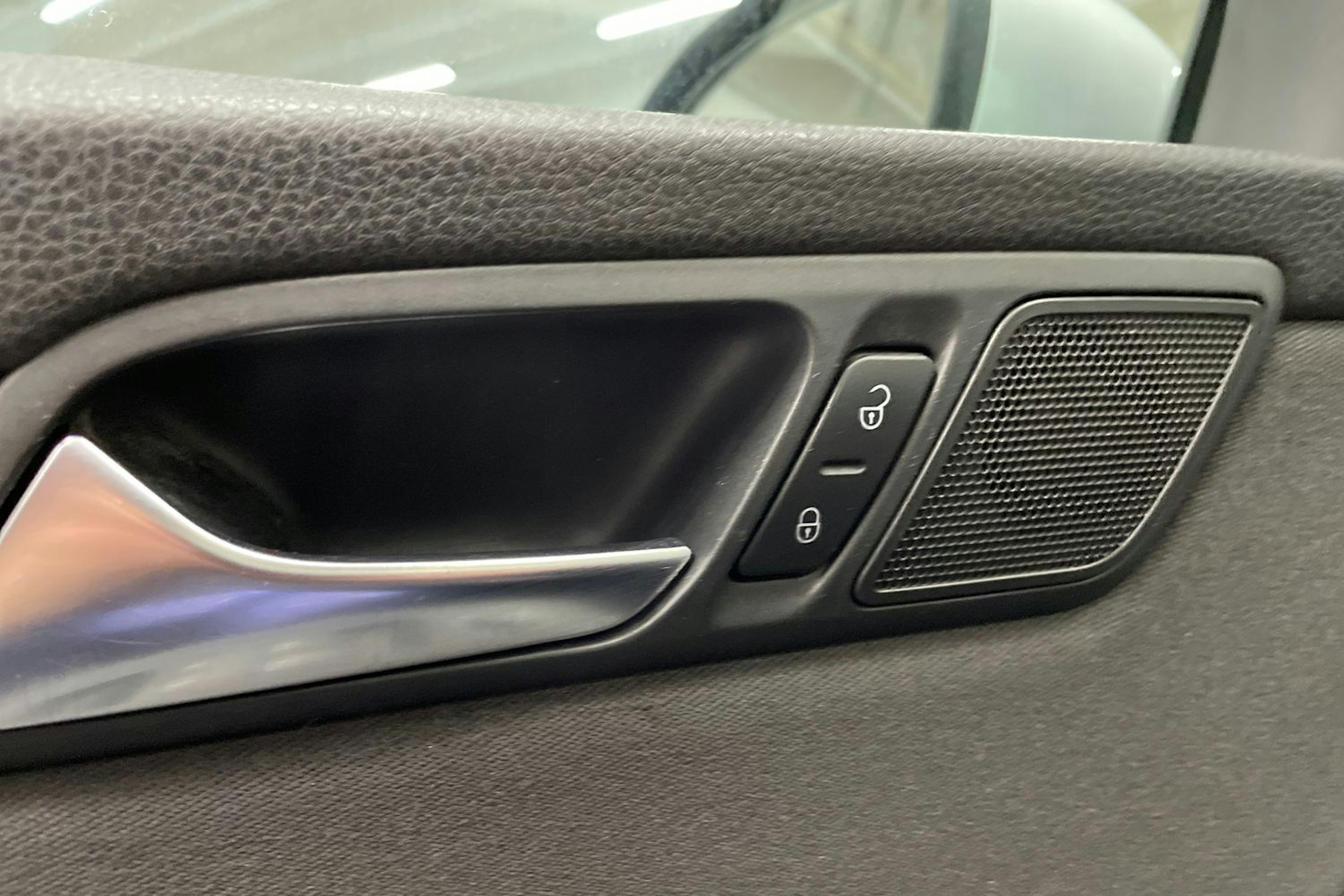 Harmaa Volkswagen SHARAN 2011 kuva 24.
