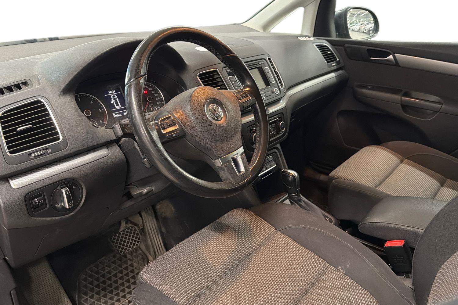 Volkswagen Sharan 2011, kuva 6/31
