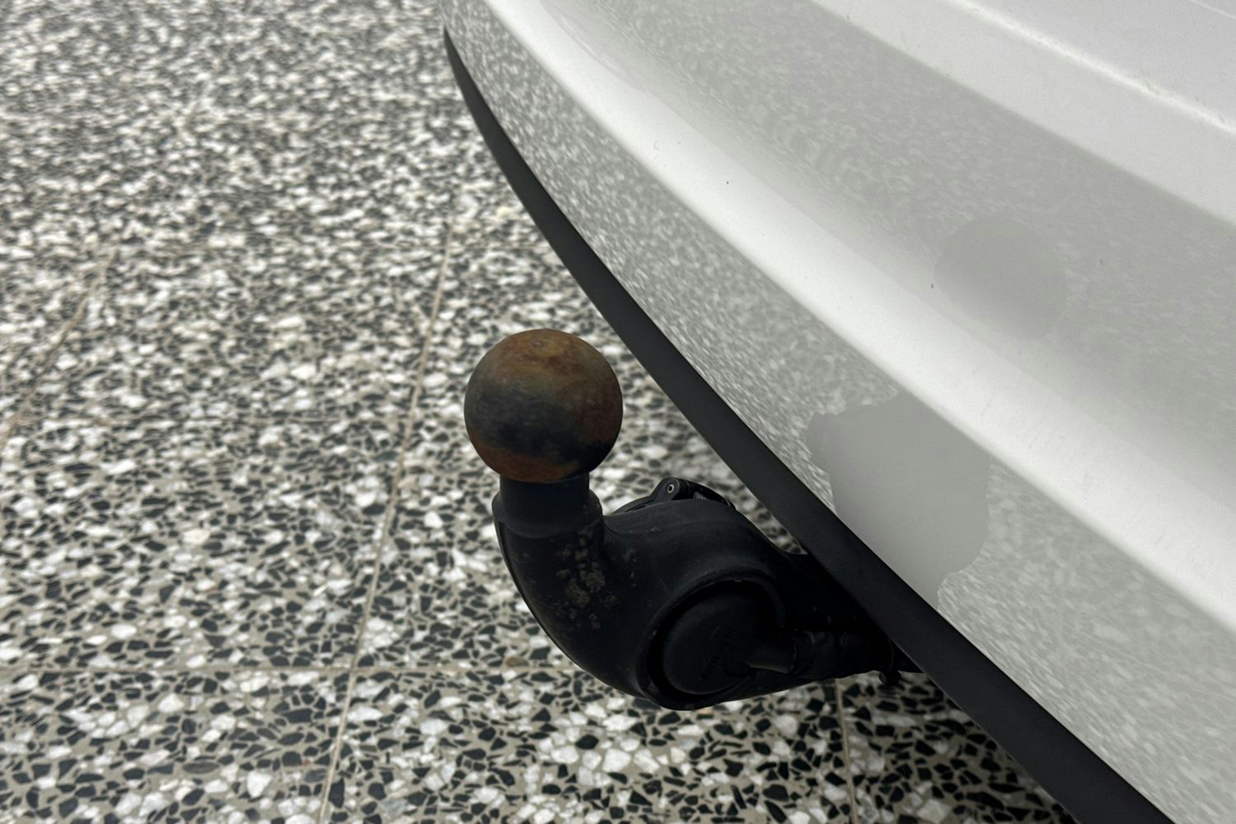 valkoinen Volkswagen Sharan 2013 kuva 36.