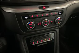 Harmaa Volkswagen SHARAN 2014 kuva 13.