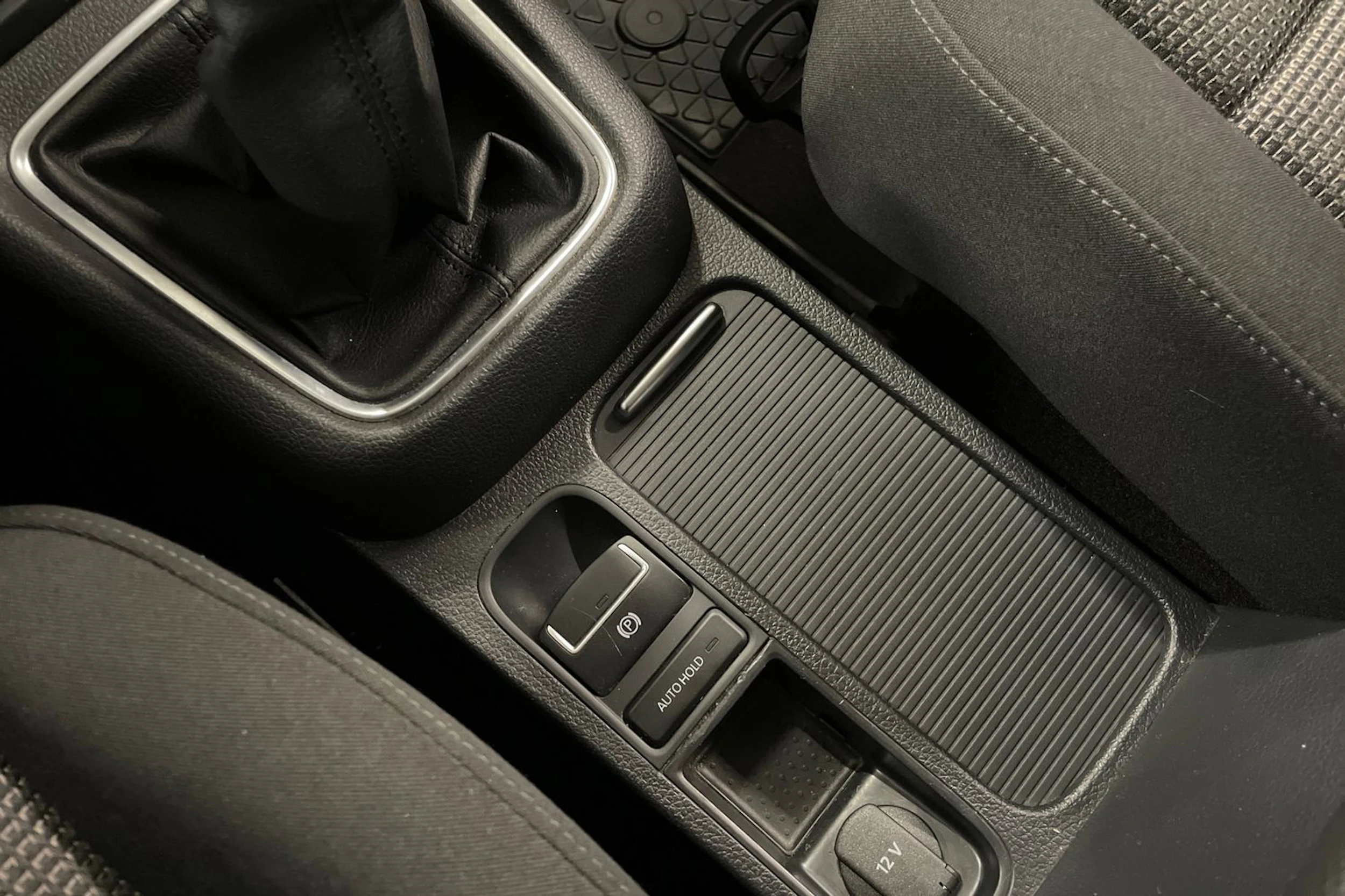 Harmaa Volkswagen SHARAN 2014 kuva 23.