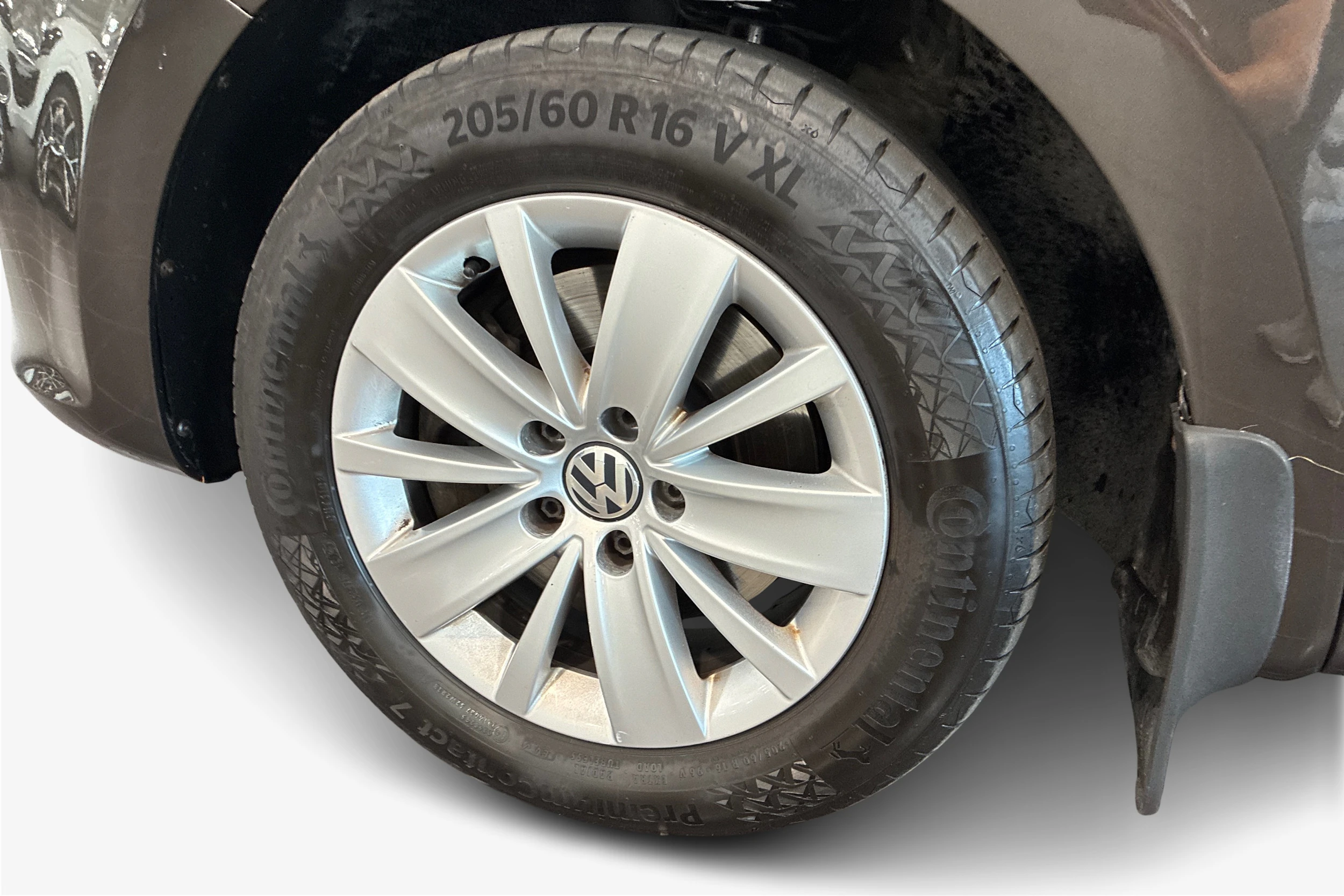 ruskea (beige) Volkswagen Sharan 2015 kuva 9.