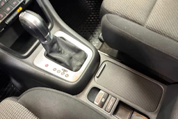 ruskea (beige) Volkswagen Sharan 2015 kuva 18.