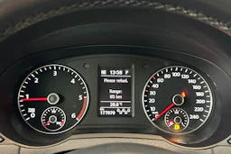 ruskea (beige) Volkswagen Sharan 2015 kuva 17.