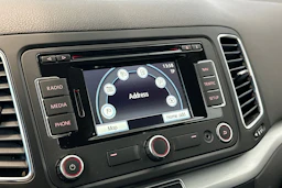 ruskea (beige) Volkswagen Sharan 2015 kuva 18.