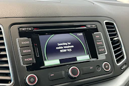 ruskea (beige) Volkswagen Sharan 2015 kuva 20.