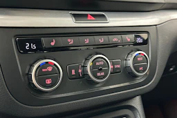 ruskea (beige) Volkswagen Sharan 2015 kuva 21.