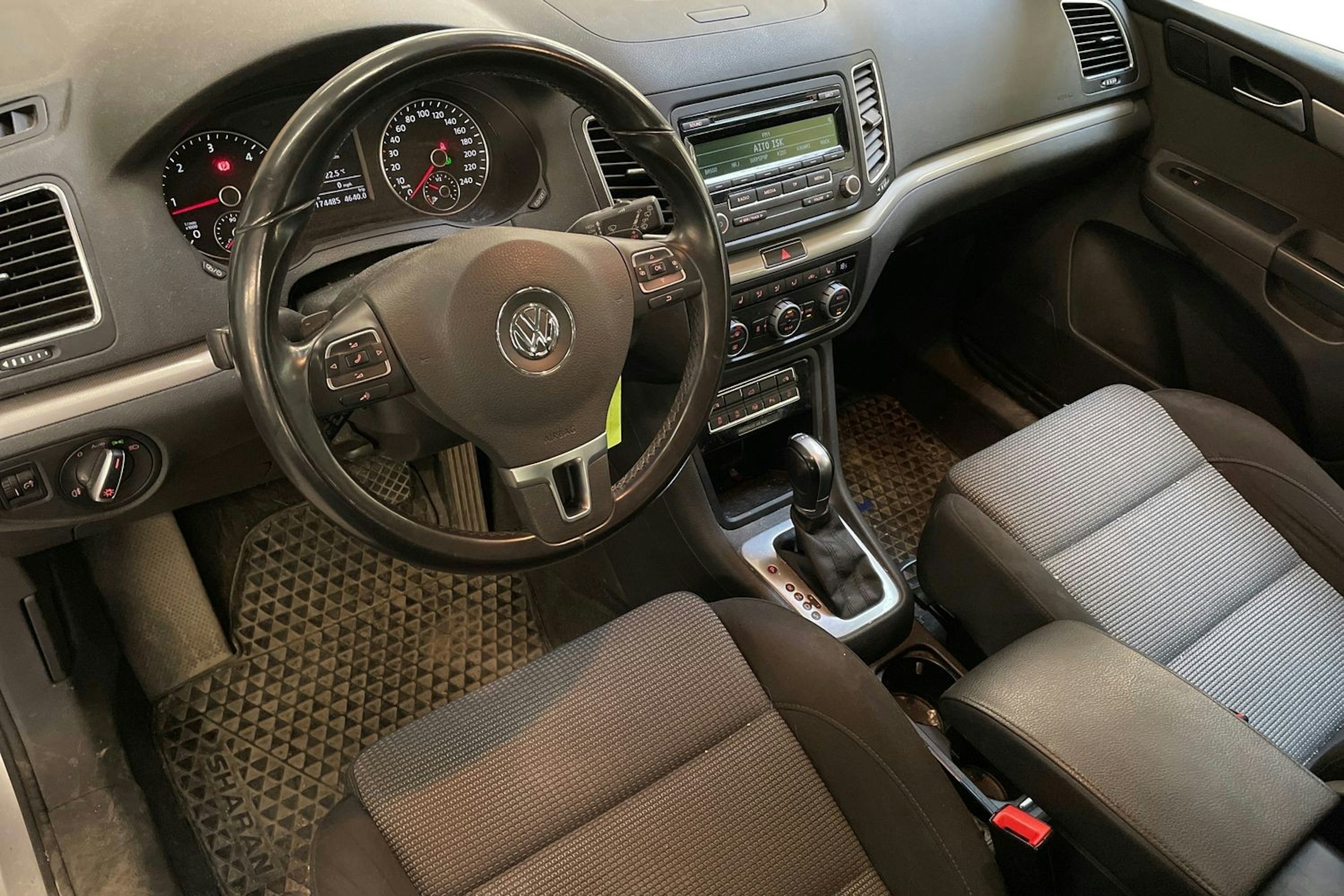 Hopea Volkswagen SHARAN 2015 kuva 3.