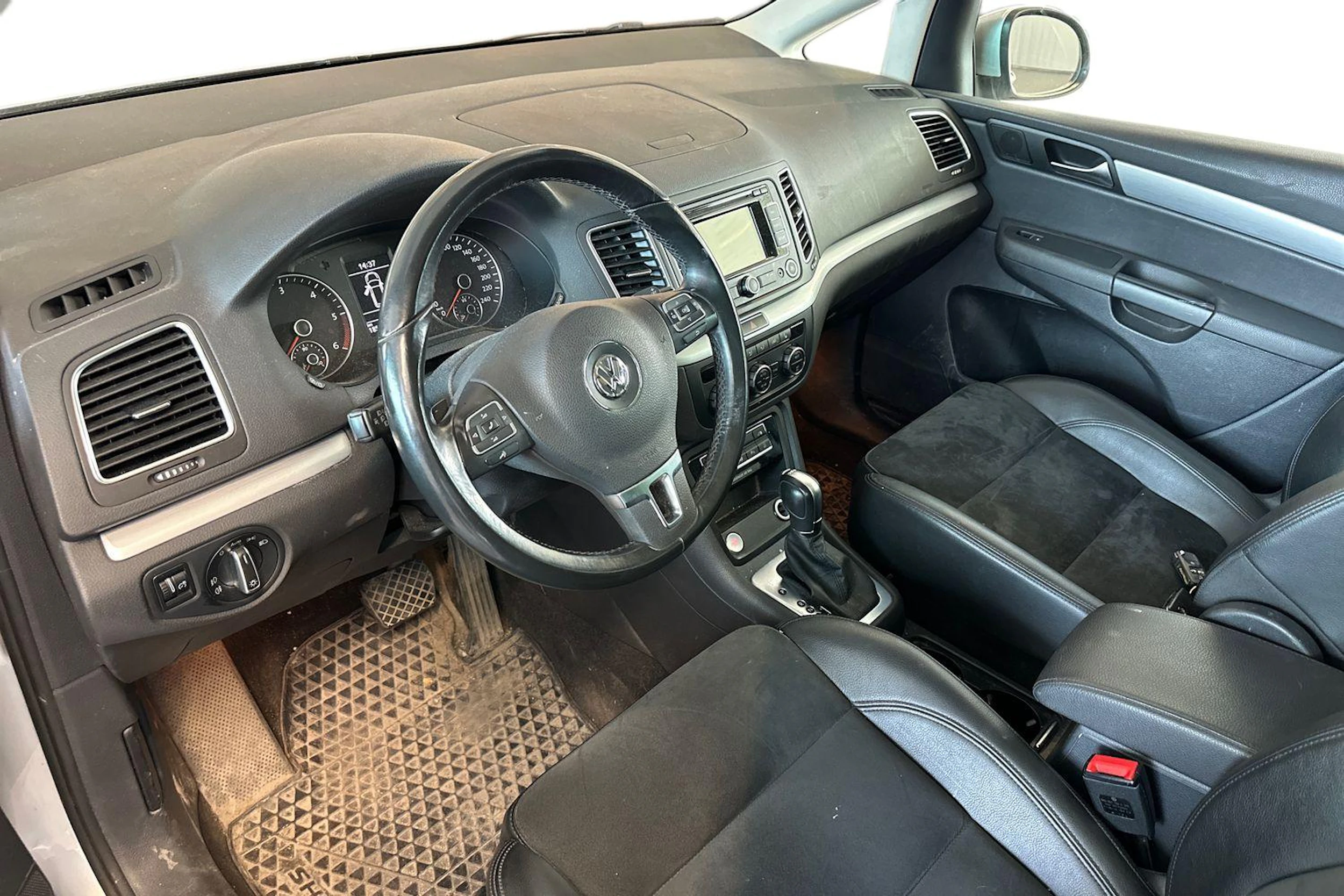 hopea Volkswagen Sharan 2015 kuva 3.