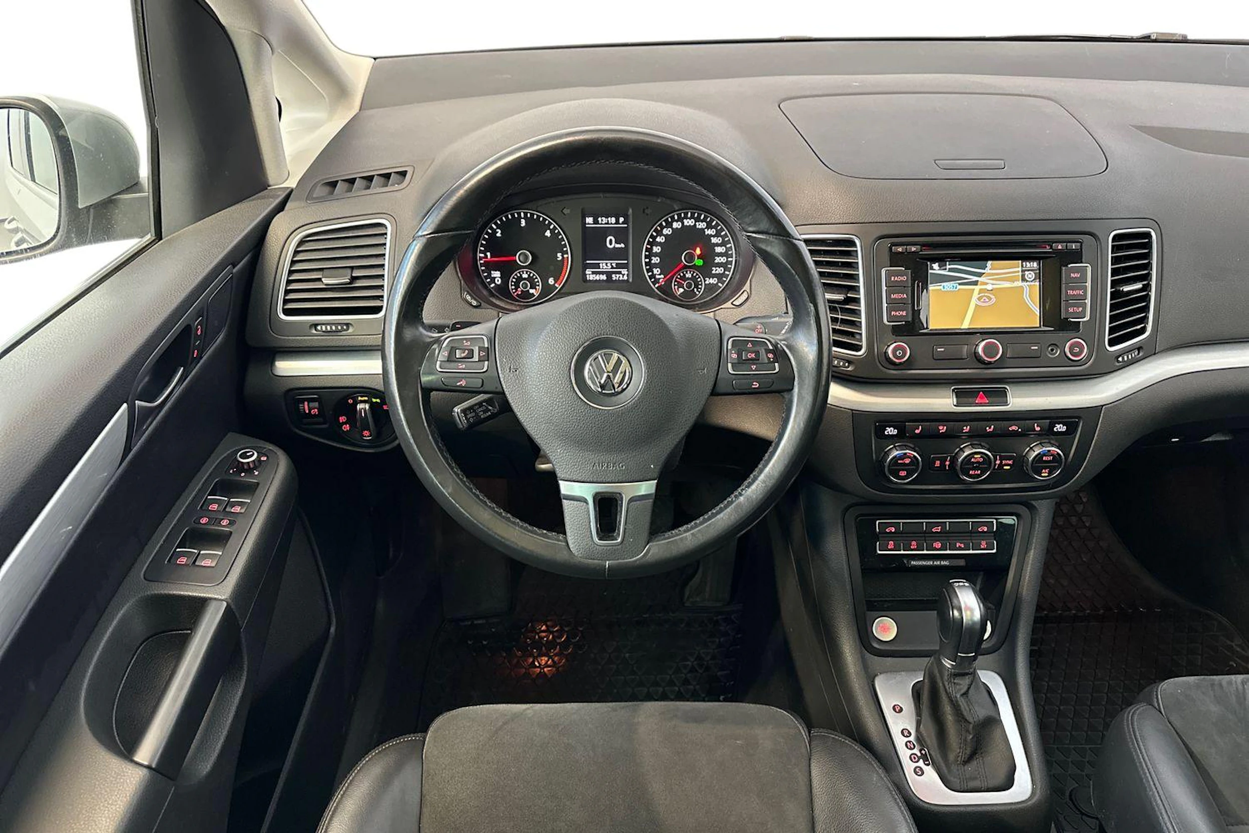 hopea Volkswagen Sharan 2015 kuva 9.