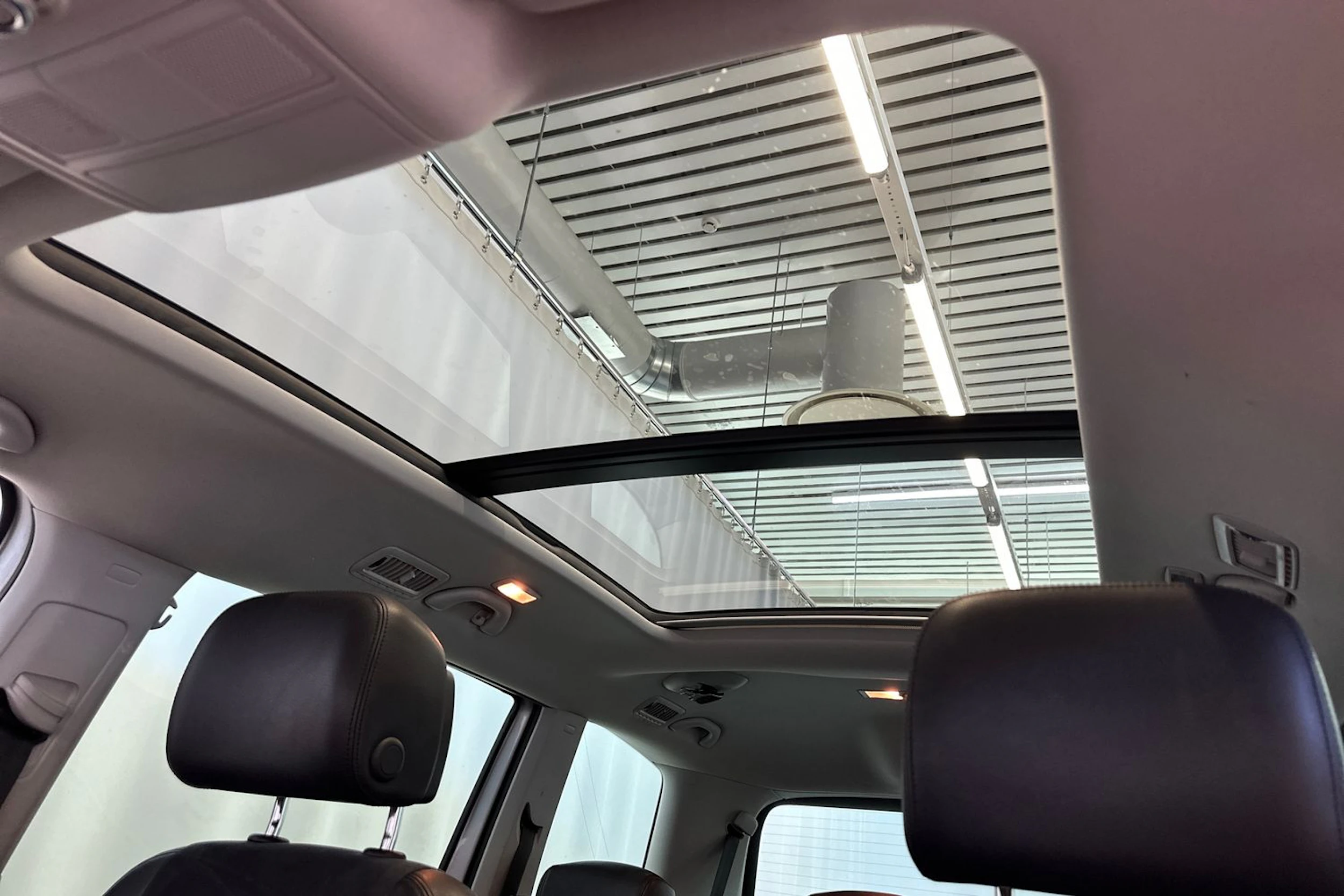 hopea Volkswagen Sharan 2015 kuva 30.