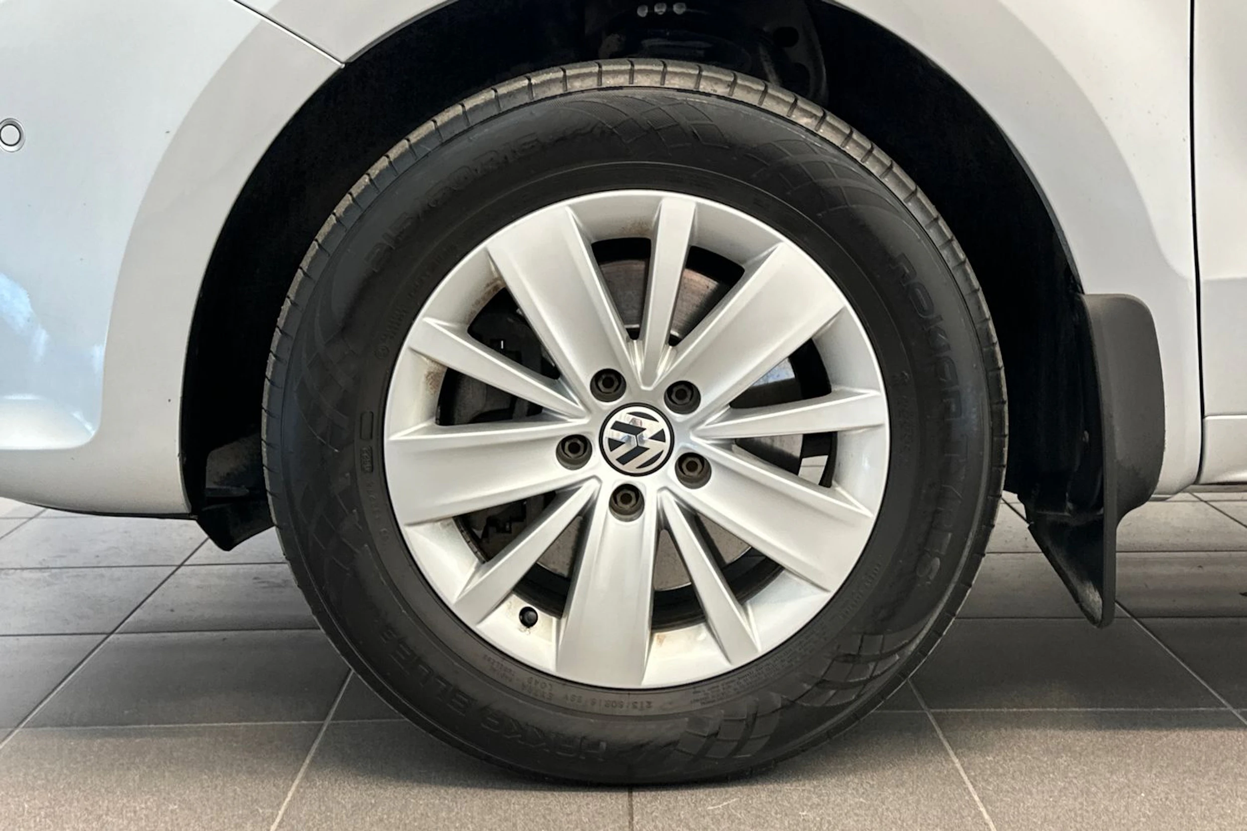 hopea Volkswagen Sharan 2015 kuva 38.