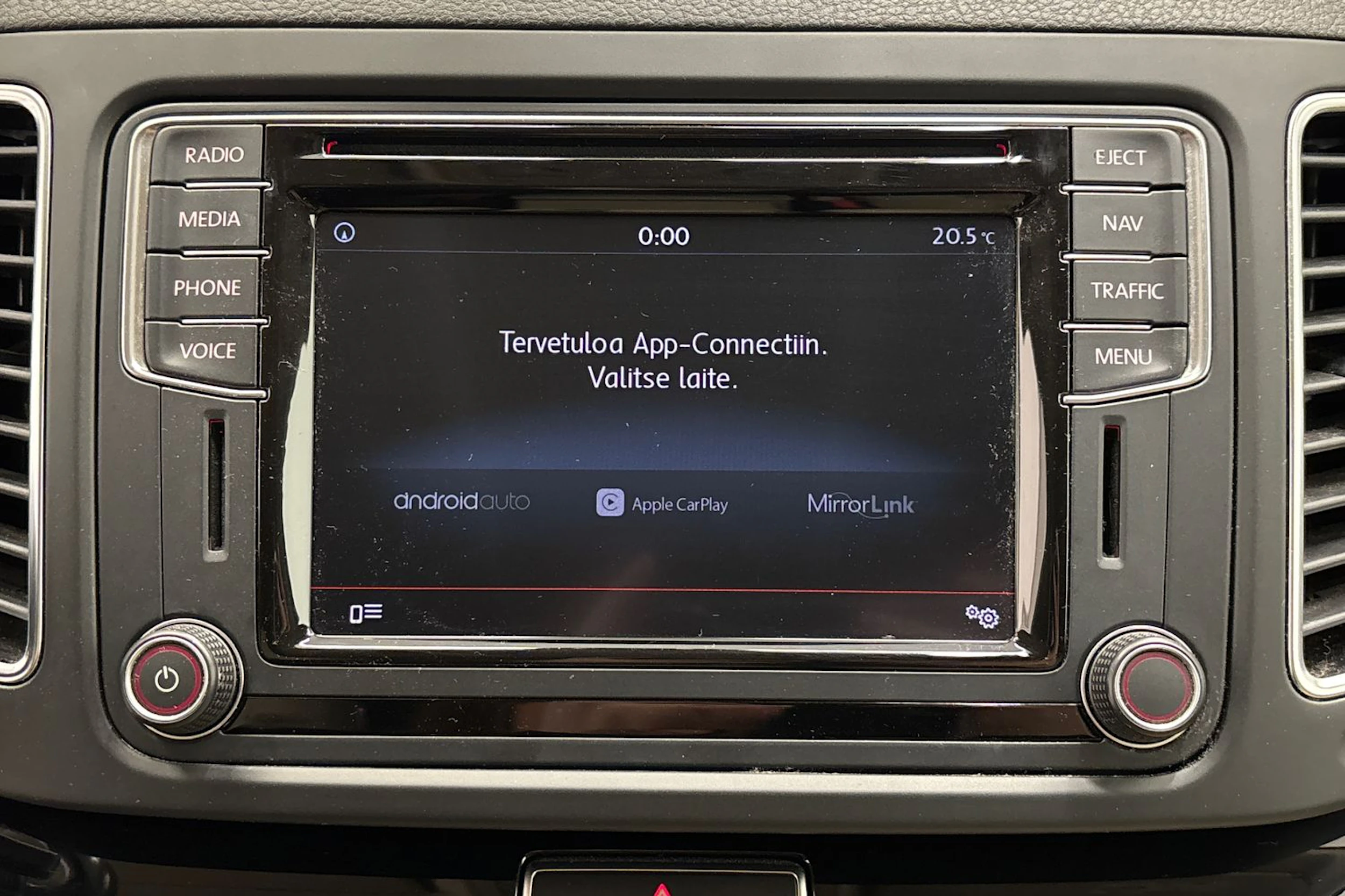 ruskea (beige) Volkswagen Sharan 2016 kuva 18.