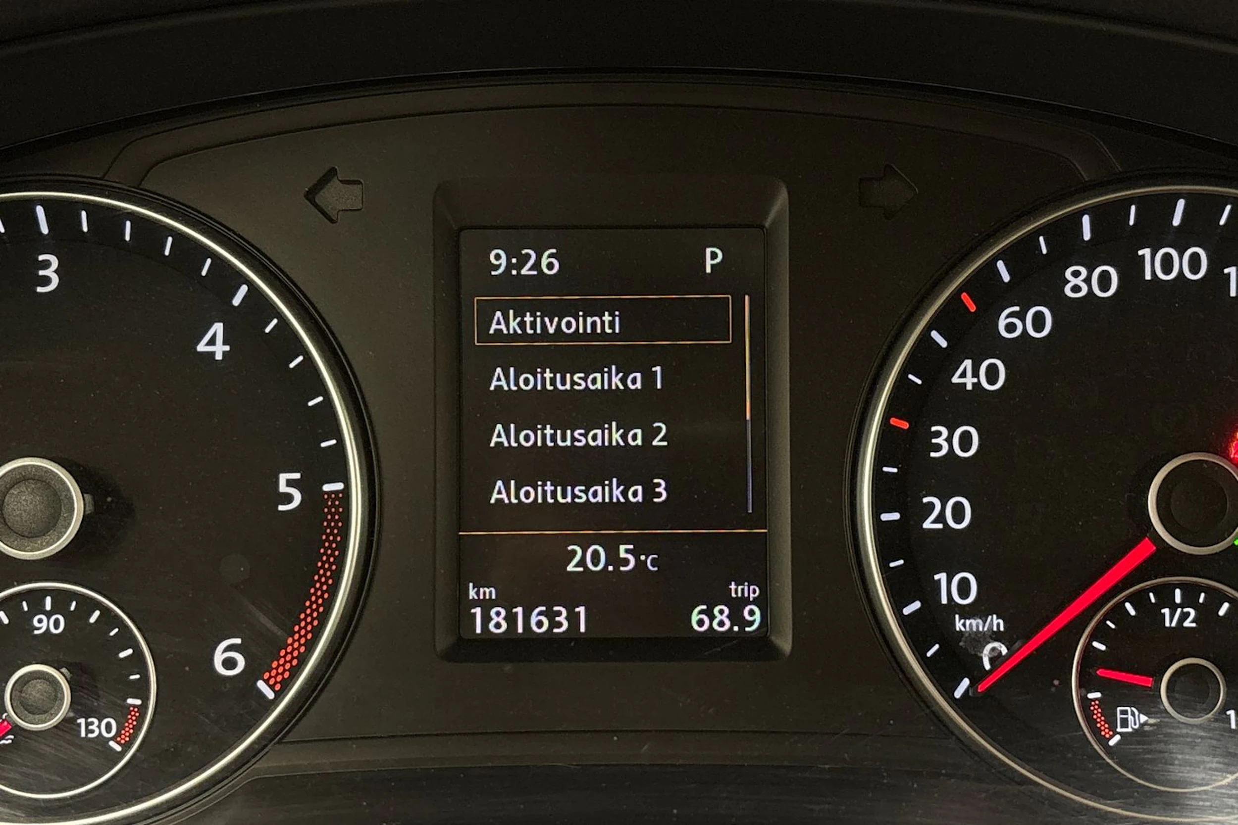 ruskea (beige) Volkswagen Sharan 2016 kuva 19.